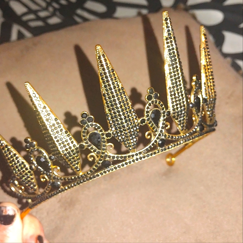 A Black & Gold Rhinestone Tiara - Picture 5 of 7